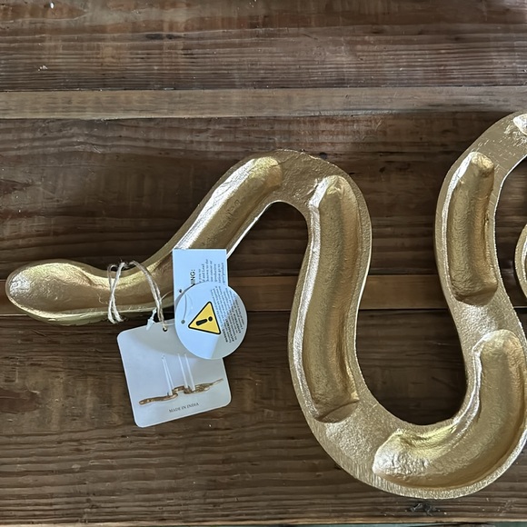 Creepy Crawly Snake 🐍 Metal 4 Taper Candle Candelabra BNWT - Picture 5 of 6